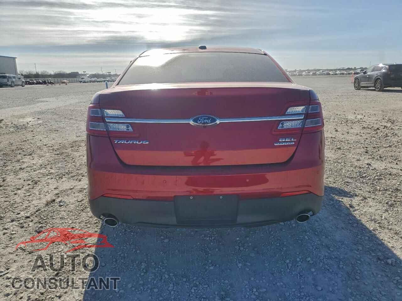 FORD TAURUS 2015 - 1FAHP2E85FG182941