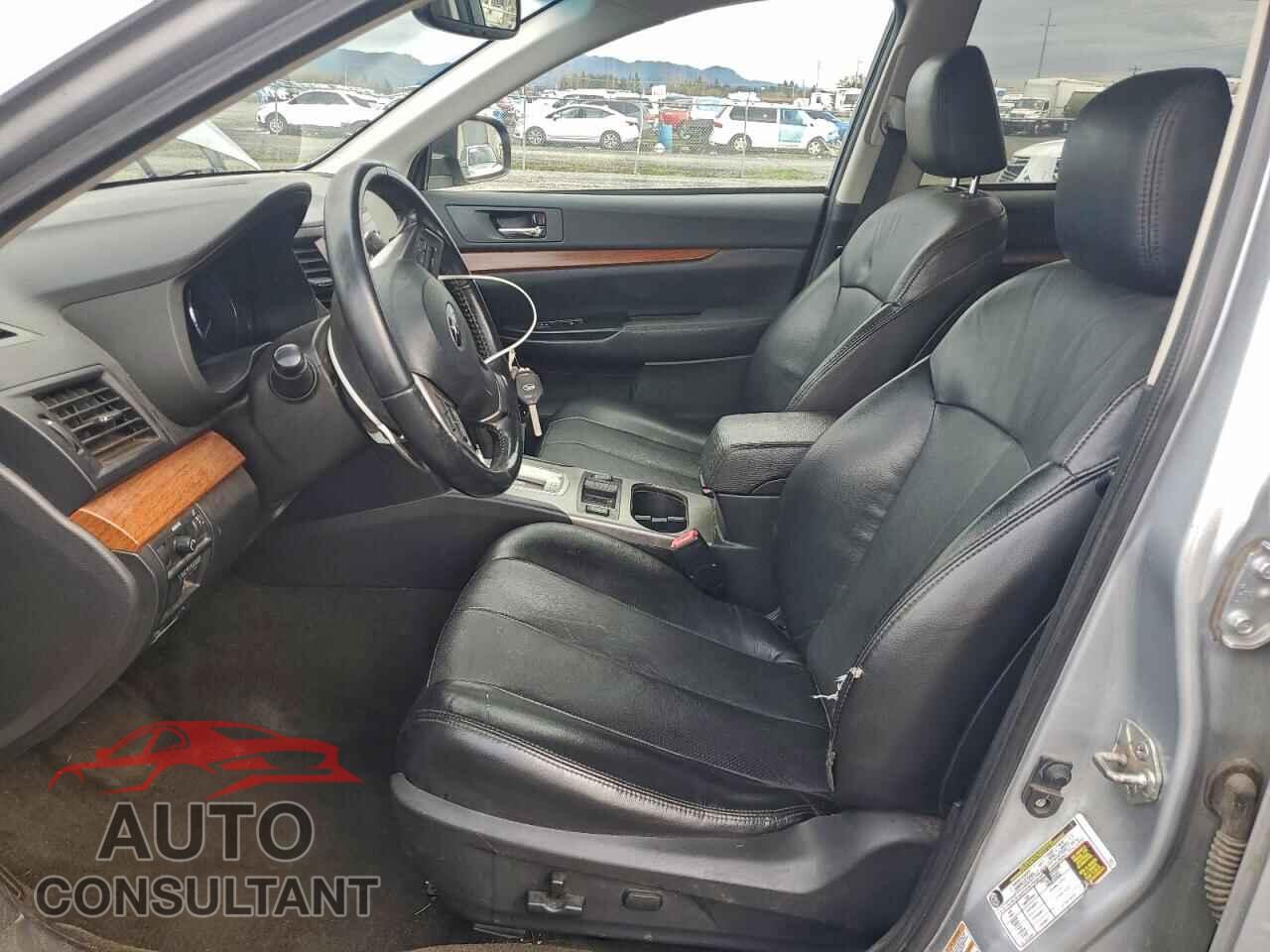 SUBARU OUTBACK 2014 - 4S4BRBLC7E3201542