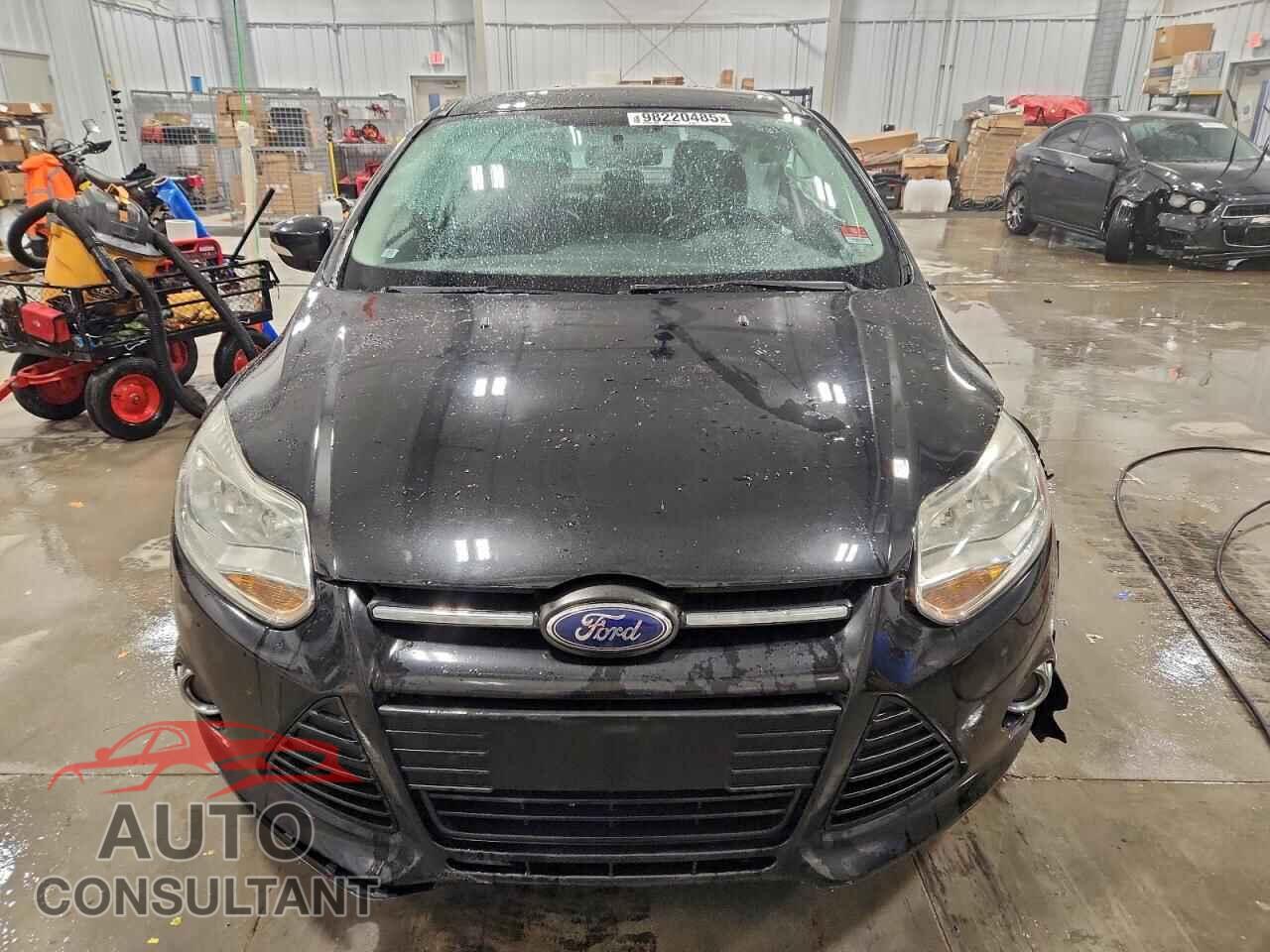 FORD FOCUS 2014 - 1FADP3F26EL389696
