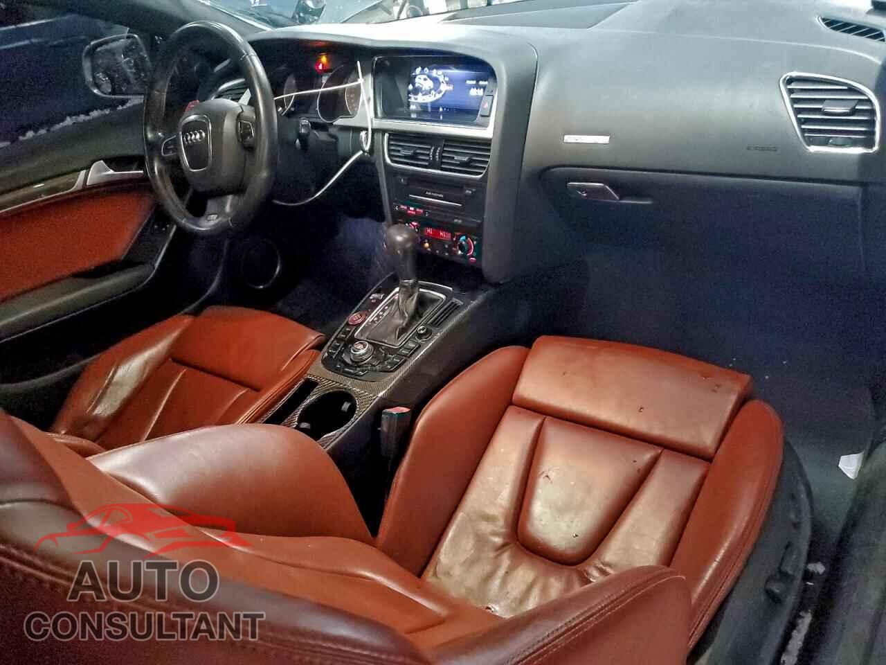 AUDI S5/RS5 2010 - WAUCVBFR8AA010090