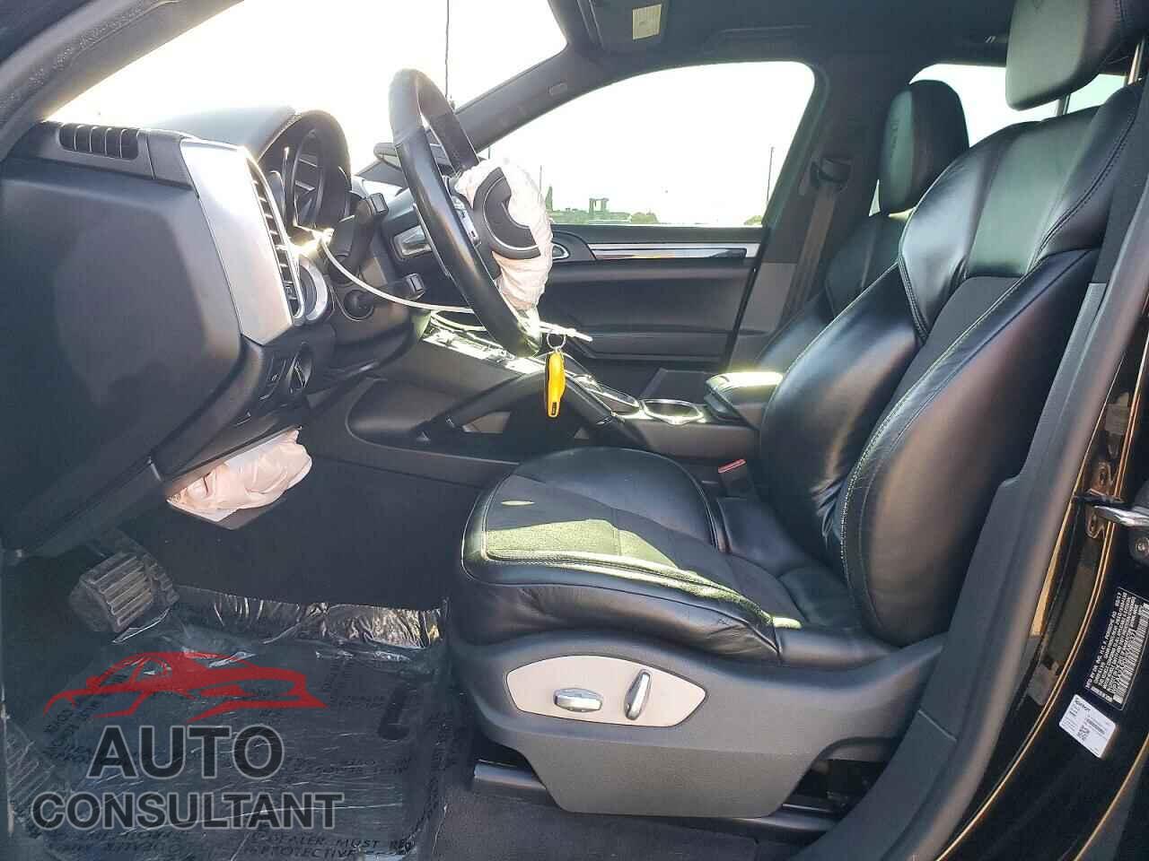 PORSCHE CAYENNE 2017 - WP1AA2A20HKA89371
