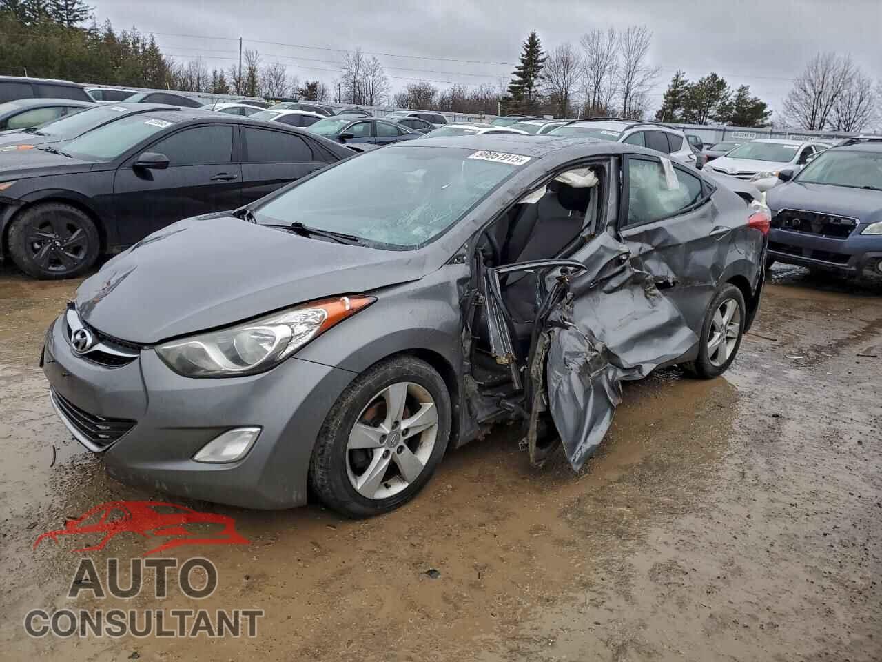 HYUNDAI ELANTRA 2013 - 5NPDH4AE2DH363579