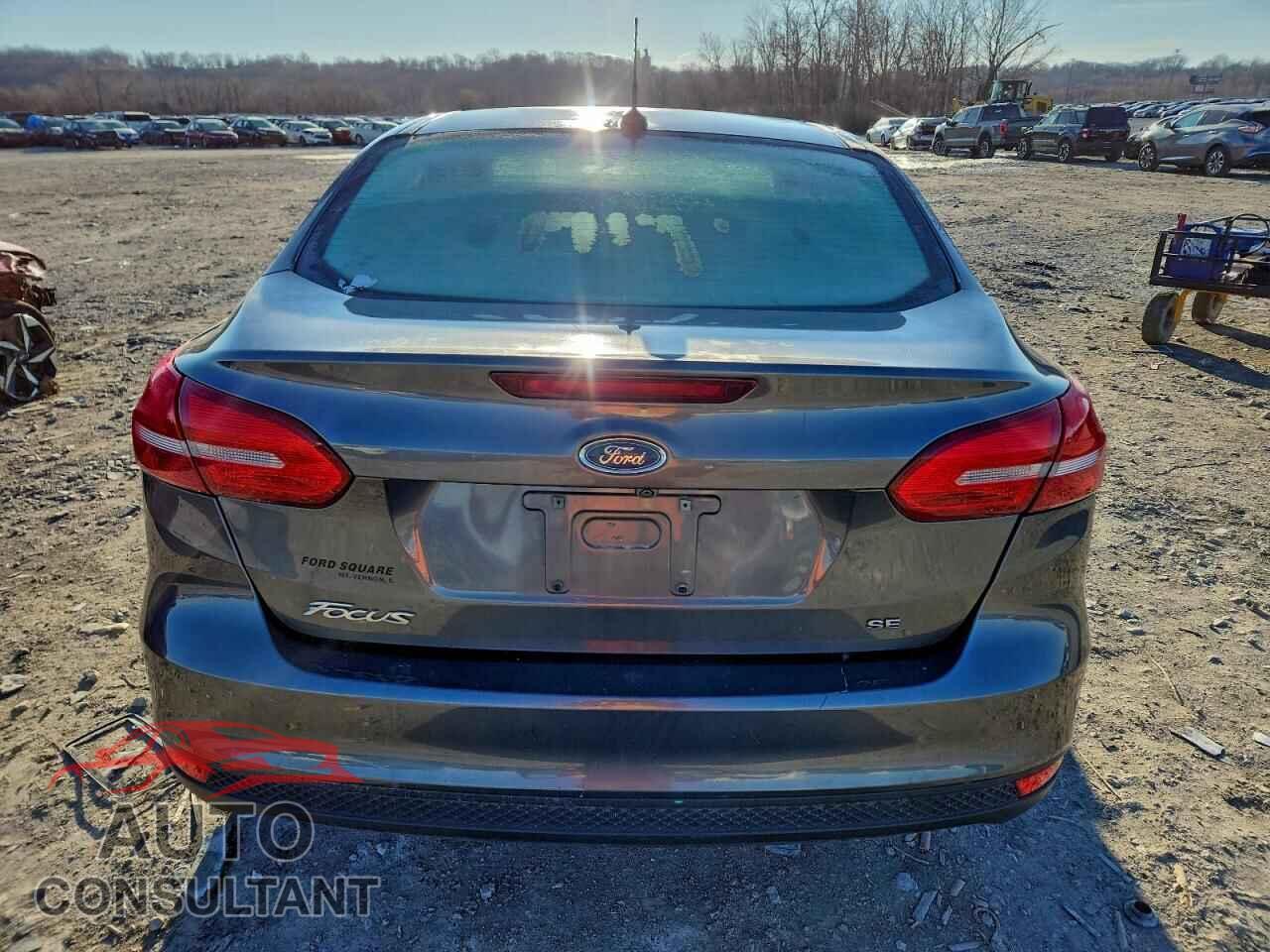 FORD FOCUS 2017 - 1FADP3F22HL203849