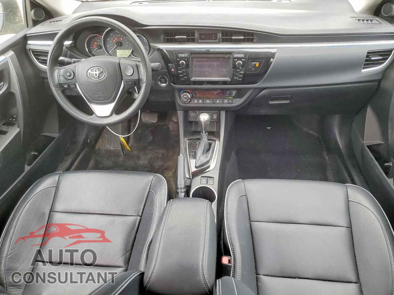 TOYOTA COROLLA 2015 - 2T1BPRHE8FC372211