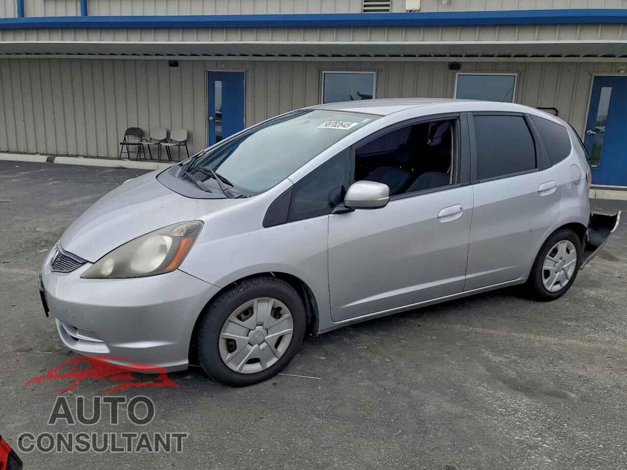 HONDA FIT 2013 - JHMGE8H35DC044172