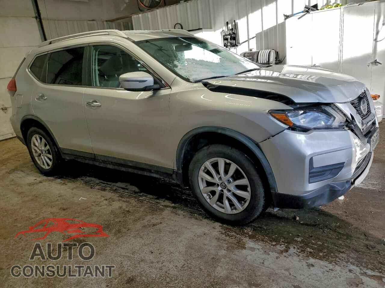NISSAN ROGUE 2018 - KNMAT2MV9JP609609