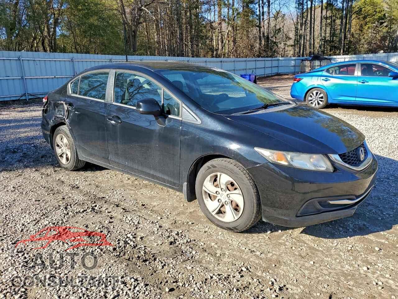 HONDA CIVIC 2013 - 2HGFB2F53DH302324