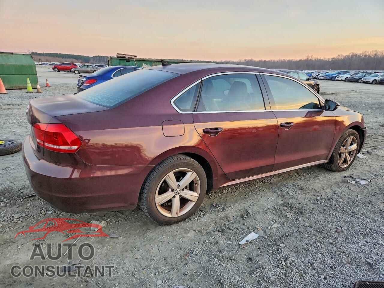 VOLKSWAGEN PASSAT 2012 - 1VWBP7A32CC090872