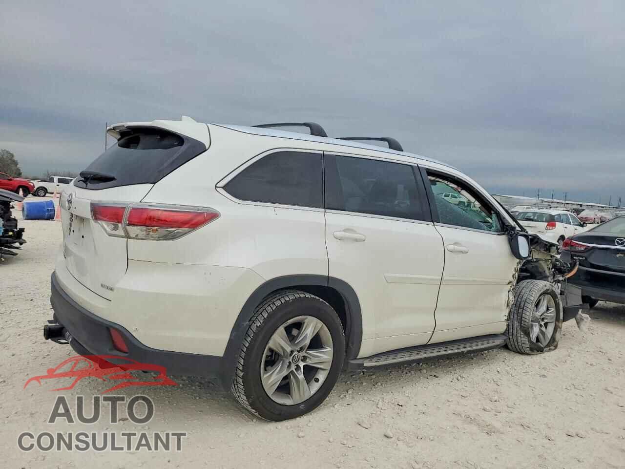 TOYOTA HIGHLANDER 2016 - 5TDYKRFH0GS139471