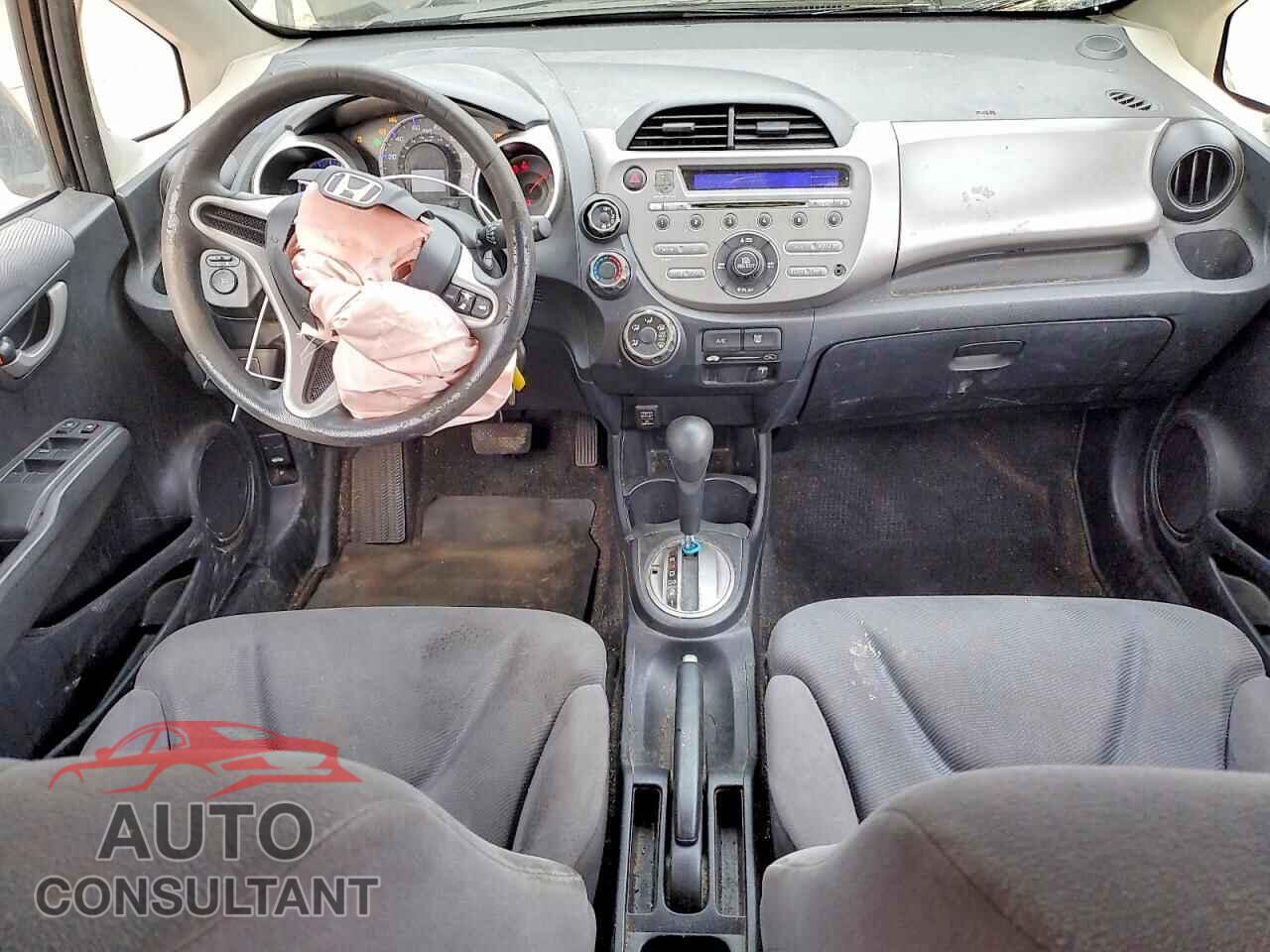 HONDA FIT 2013 - JHMGE8H34DC022017