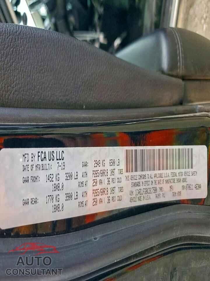 DODGE DURANGO 2019 - 1C4RDJFG8KC817580