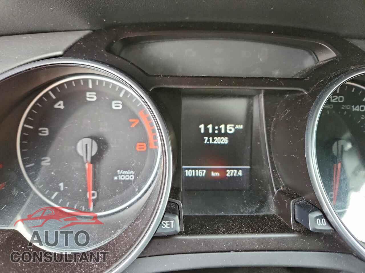 AUDI A5 2010 - WAUVFAFR4AA063109