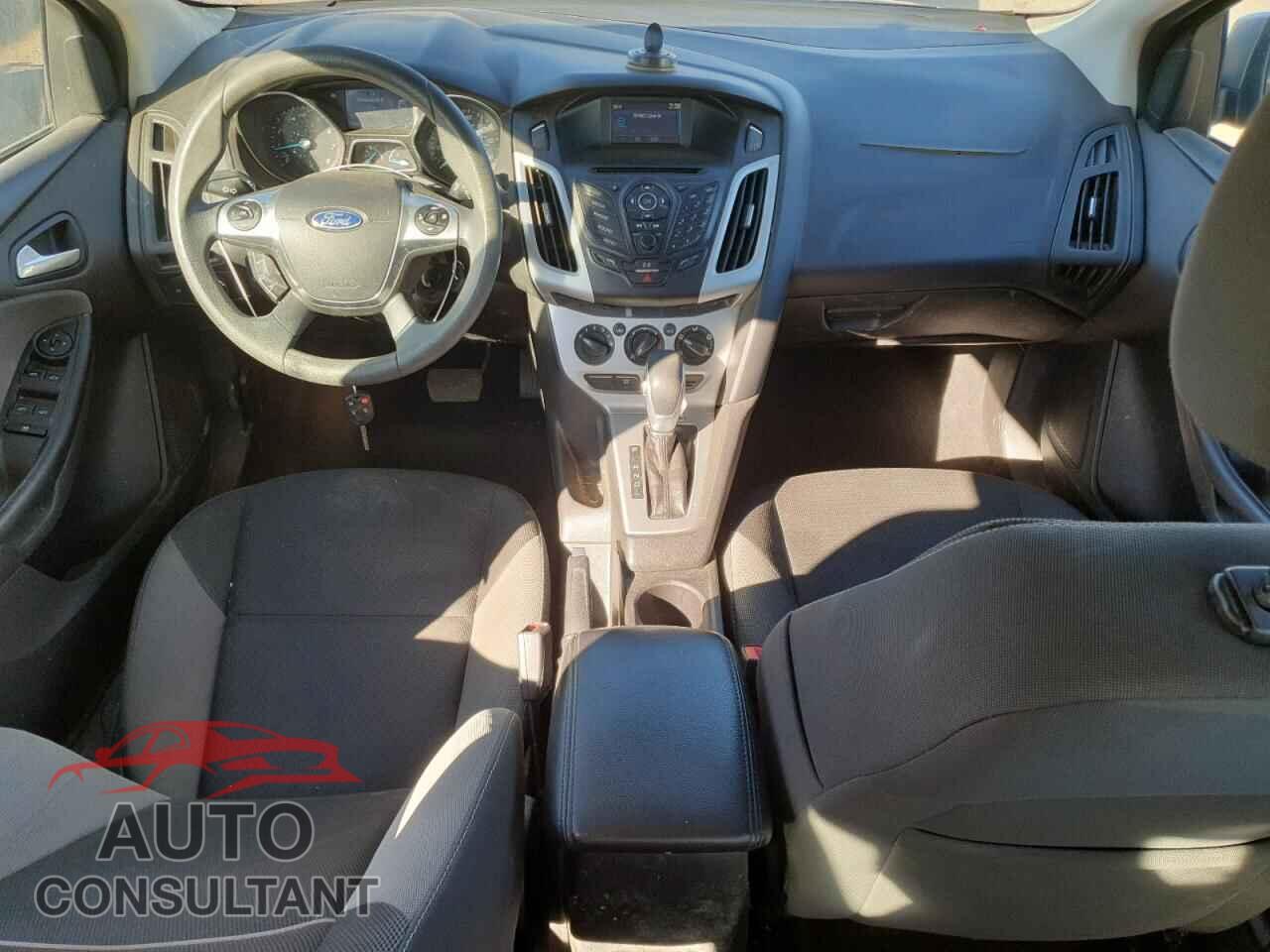 FORD FOCUS 2014 - 1FADP3F23EL420418