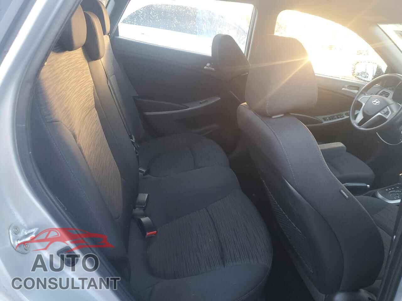 HYUNDAI ACCENT 2017 - KMHCT5AE7HU319780