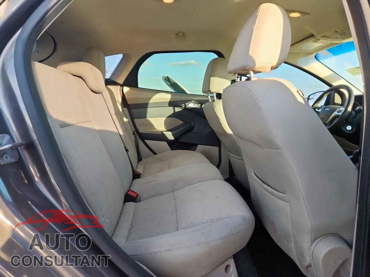 FORD FOCUS 2012 - 1FAHP3M23CL391696