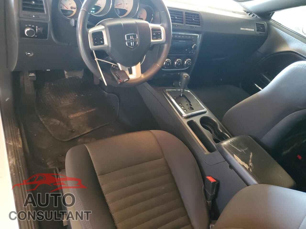 DODGE CHALLENGER 2013 - 2C3CDYAG8DH648784