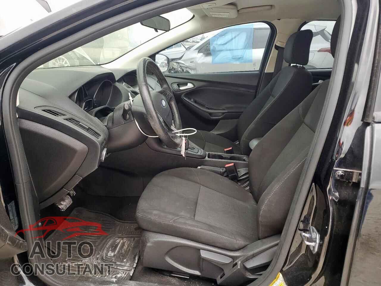 FORD FOCUS 2017 - 1FADP3F25HL253905