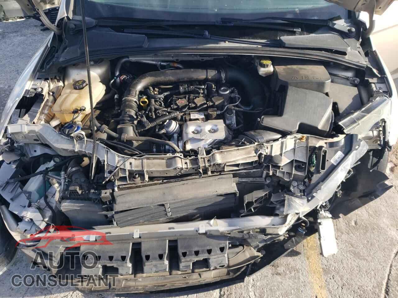 FORD FOCUS 2017 - 1FADP3FE8HL284740