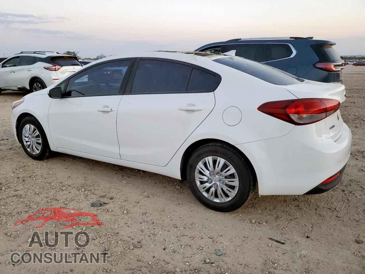 KIA FORTE 2017 - 3KPFK4A74HE066271