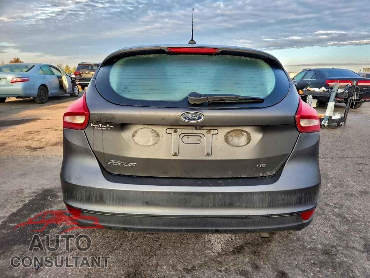 FORD FOCUS 2015 - 1FADP3K29FL369210