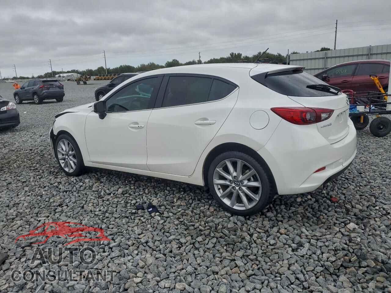 MAZDA 3 2017 - 3MZBN1L77HM133871