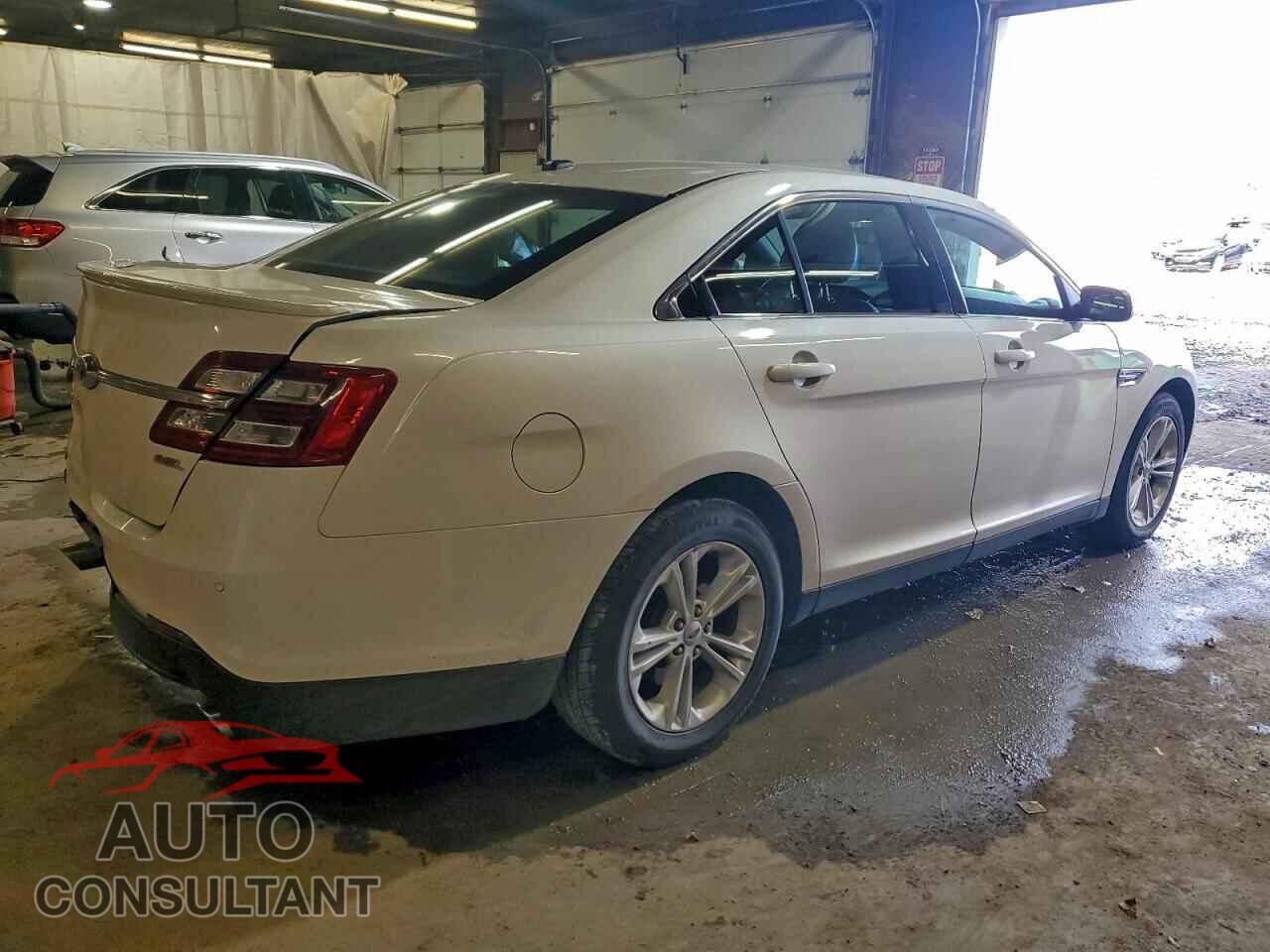FORD TAURUS 2014 - 1FAHP2E84EG108344