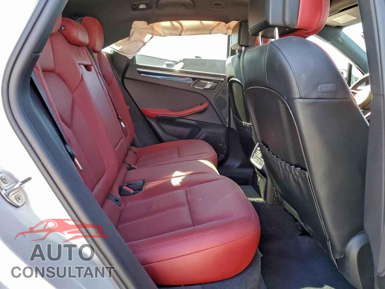 PORSCHE MACAN 2023 - WP1AG2A59PLB39007