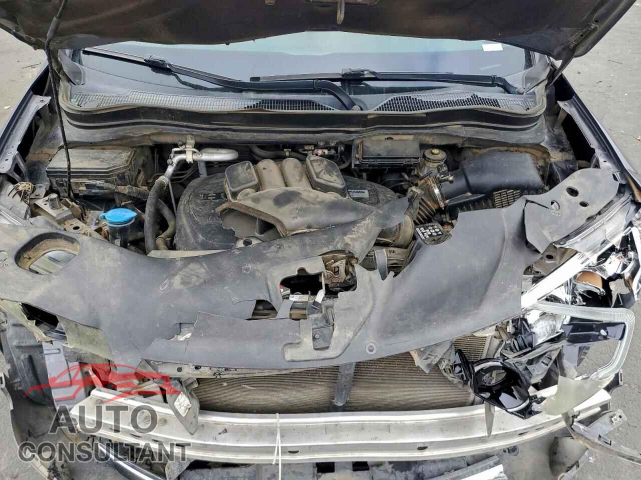 HONDA PILOT 2017 - 5FNYF5H38HB014609