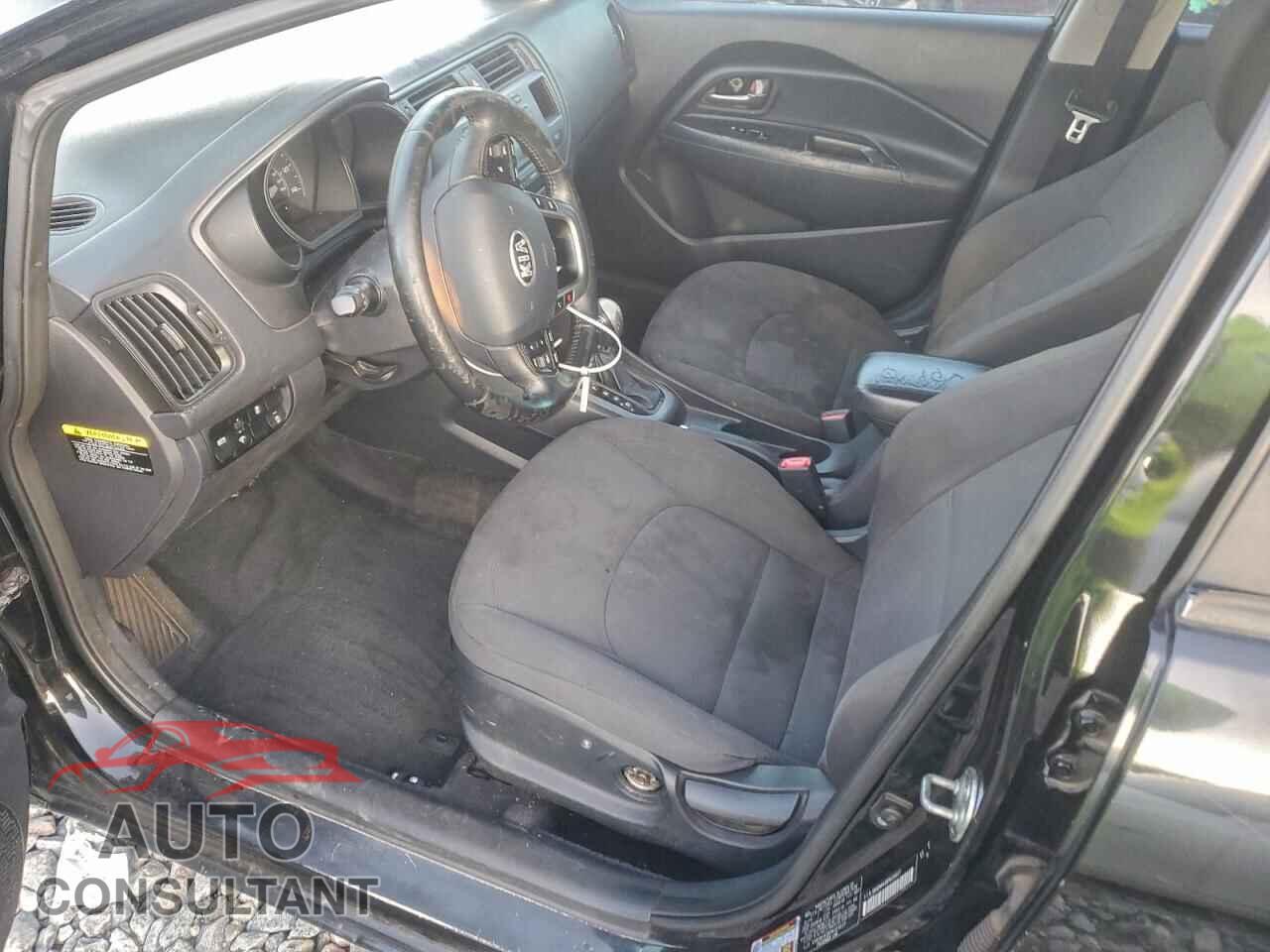 KIA RIO 2013 - KNADN4A38D6223227