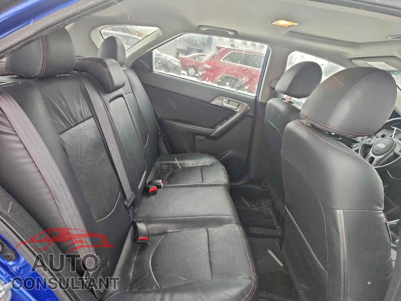 KIA FORTE 2011 - KNAFW5A39B5456189