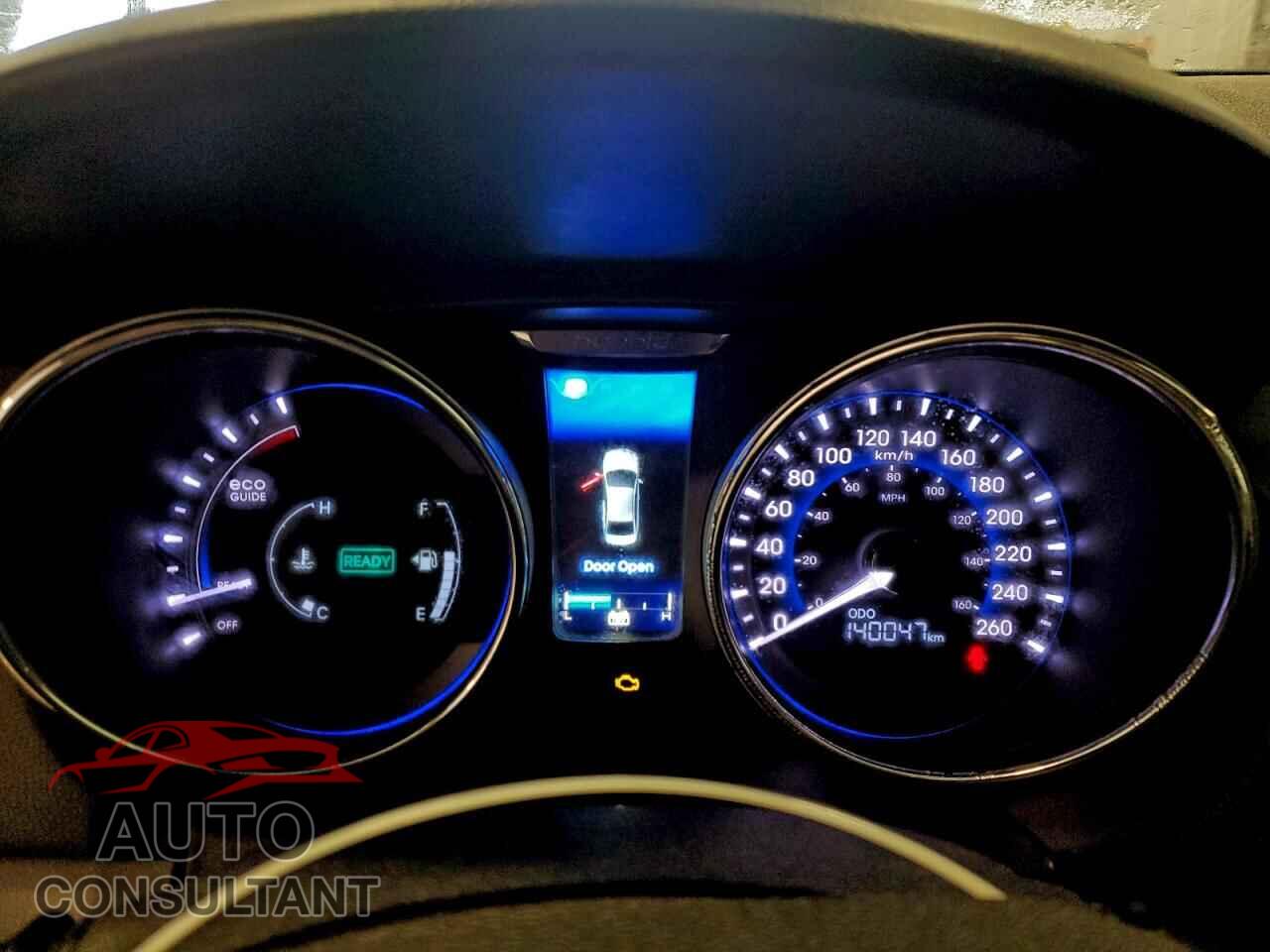 HYUNDAI SONATA 2015 - KMHEC4A49FA136938