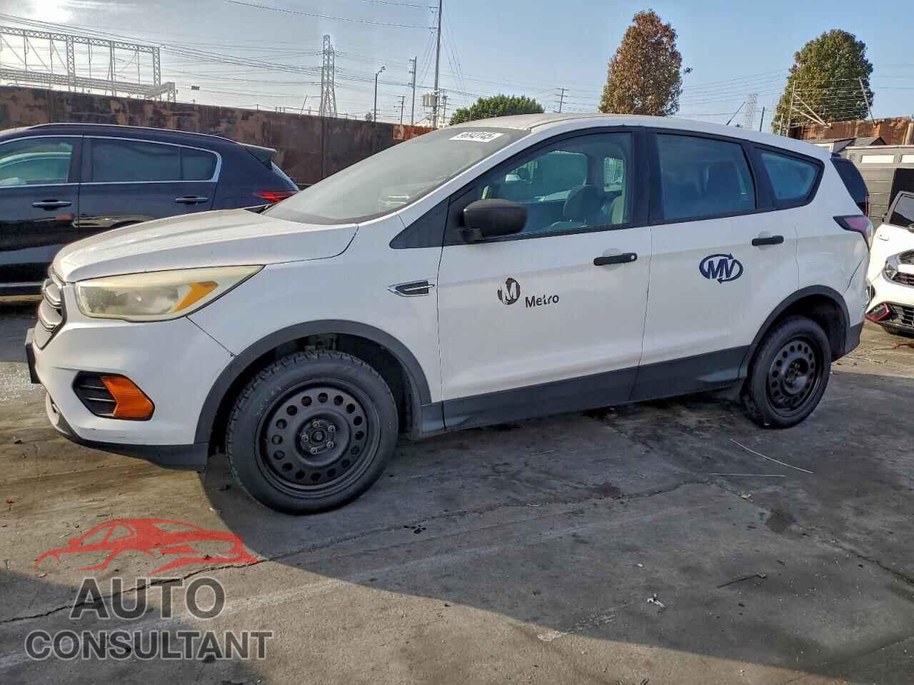 FORD ESCAPE 2017 - 1FMCU0F73HUB53736