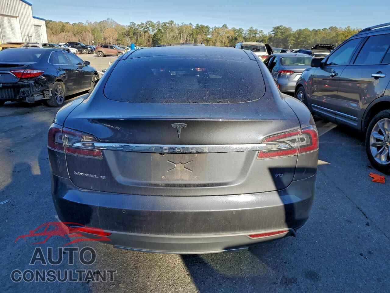 TESLA MODEL S 2015 - 5YJSA1E17FF118165