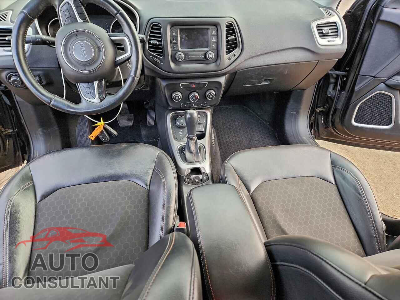 JEEP COMPASS 2017 - 3C4NJDBB2HT665117