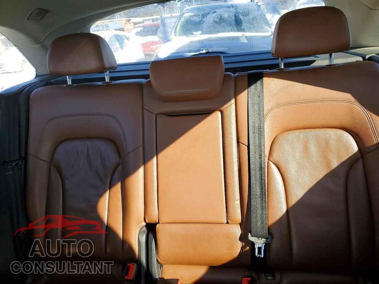 AUDI Q5 2011 - WA1LFCFP8BA114465