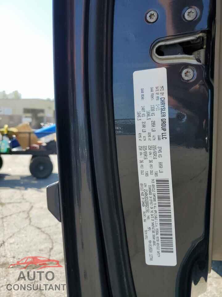 DODGE CARAVAN 2011 - 2D4RN3DG2BR621561