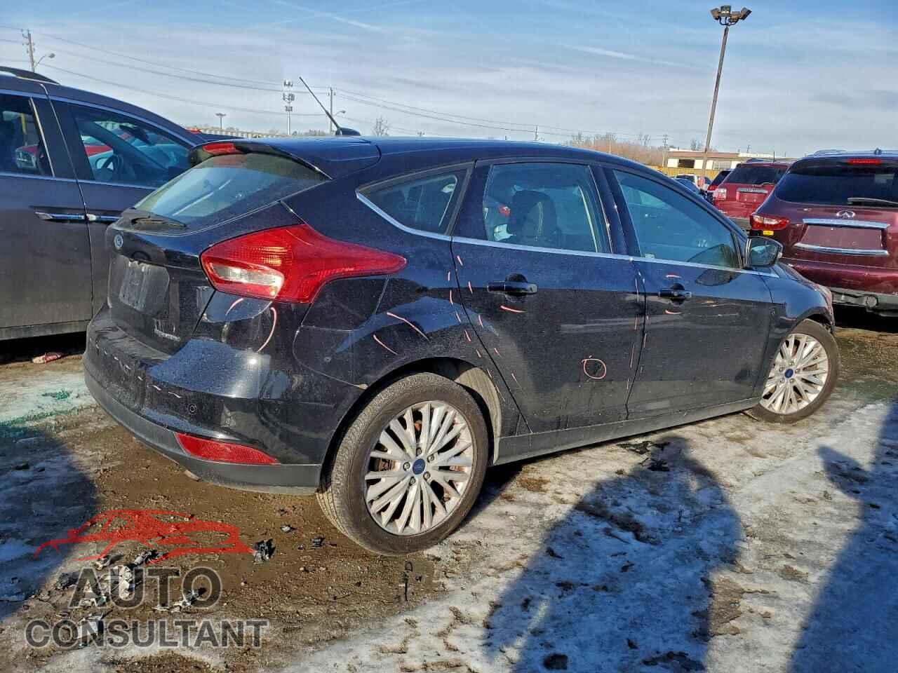 FORD FOCUS 2017 - 1FADP3N20HL219050