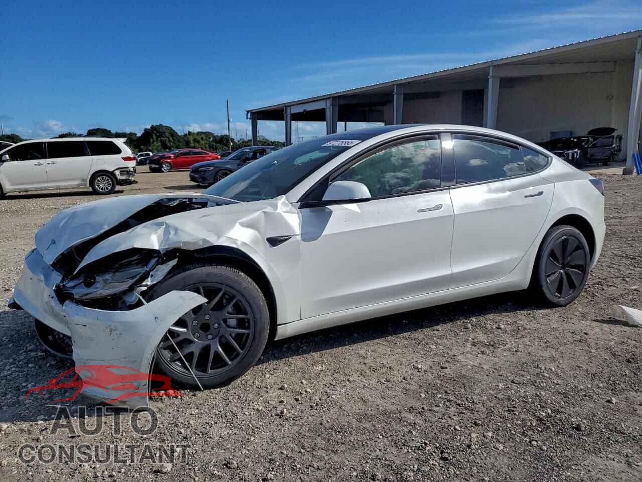 TESLA MODEL 3 2025 - 5YJ3E1EA2SF069833
