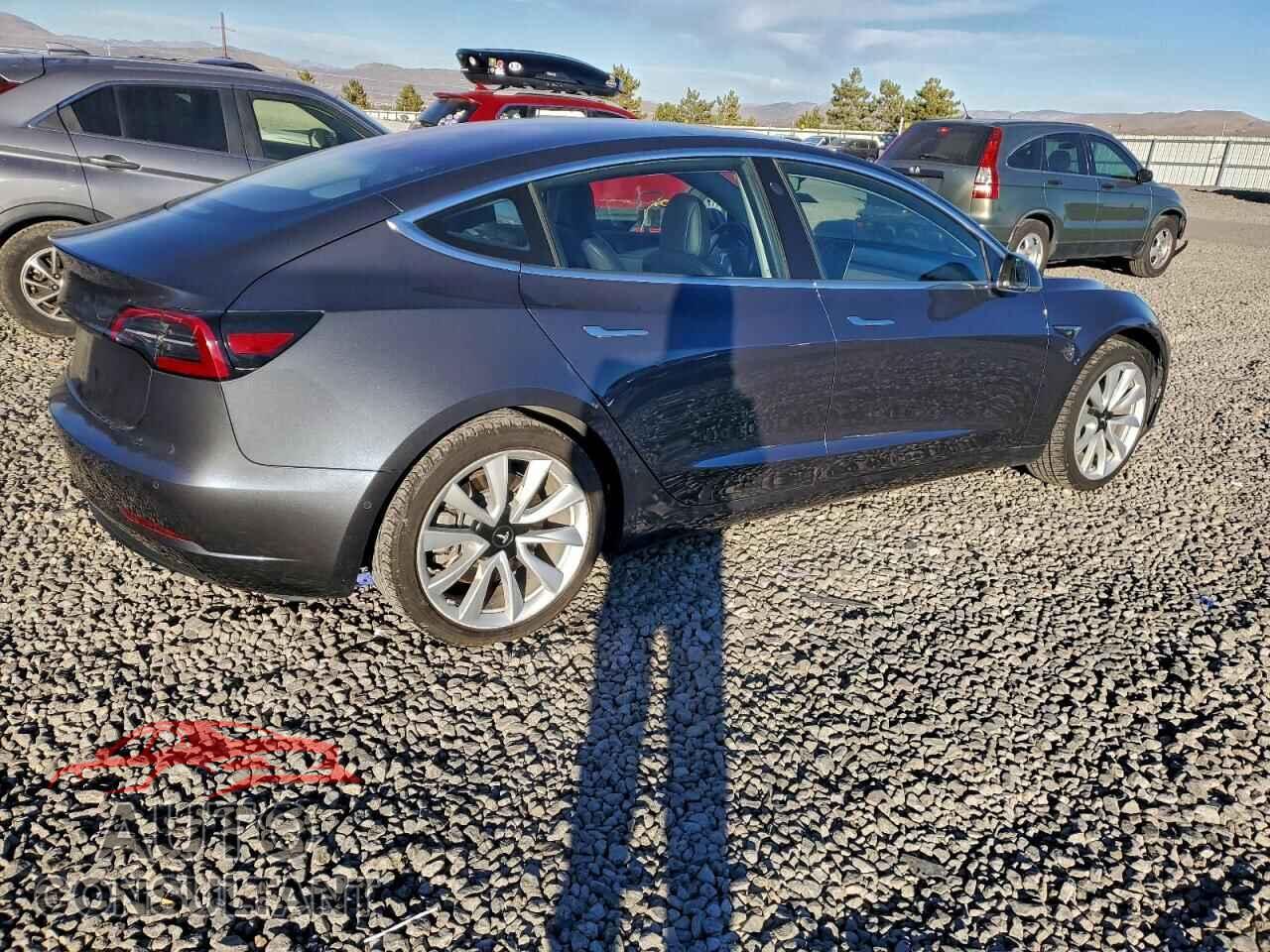 TESLA MODEL 3 2018 - 5YJ3E1EA7JF017578