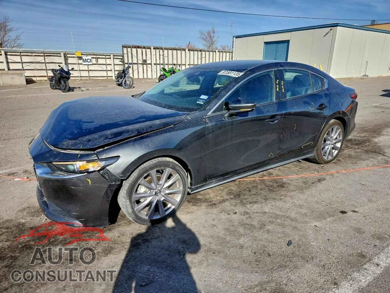 MAZDA 3 2022 - 3MZBPABL0NM314069