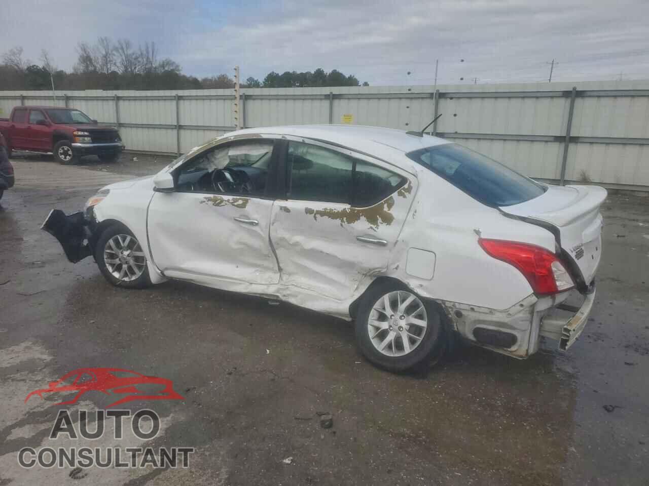 NISSAN VERSA 2017 - 3N1CN7AP1HL834802