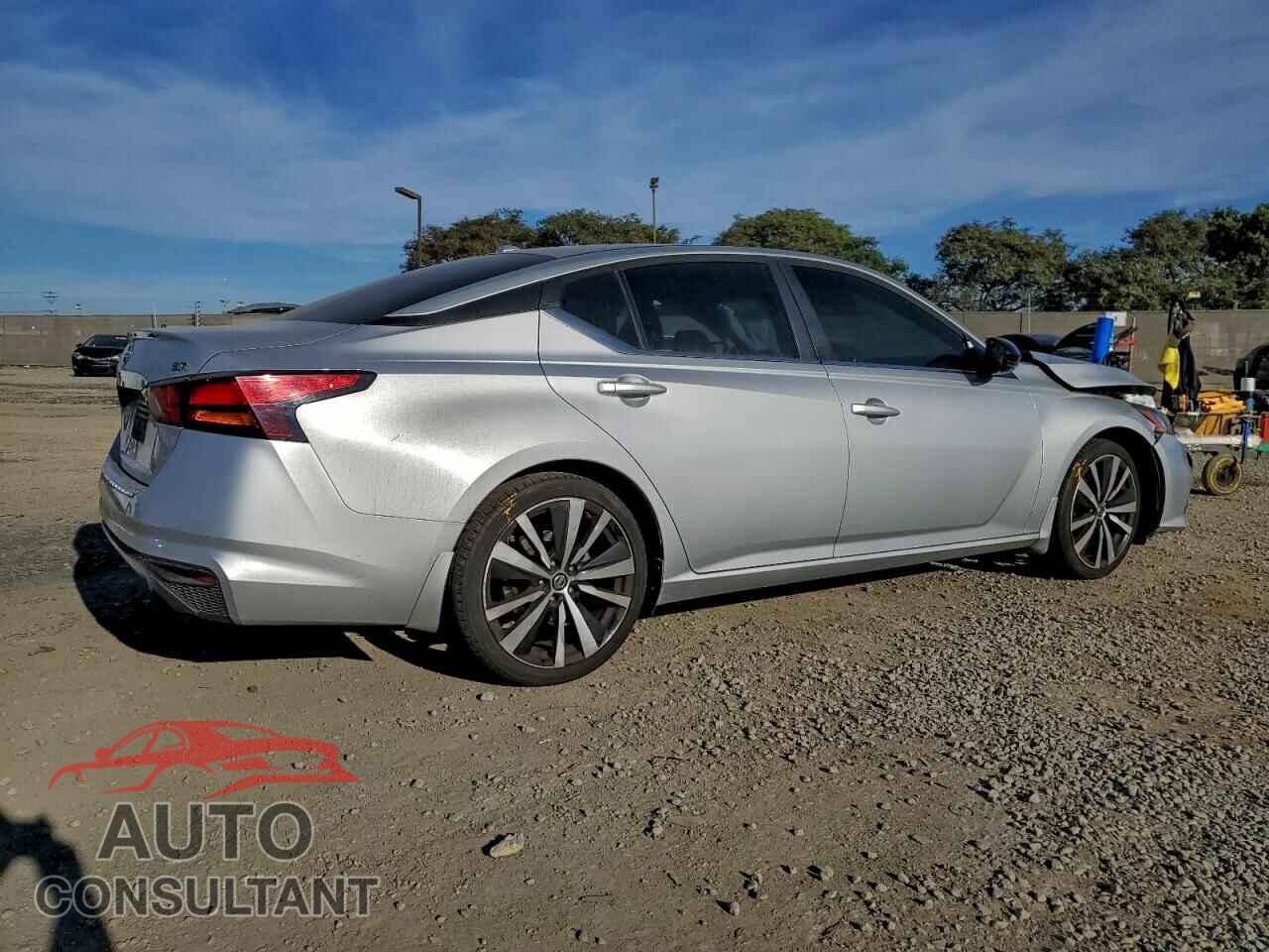 NISSAN ALTIMA 2019 - 1N4BL4CV4KN317841