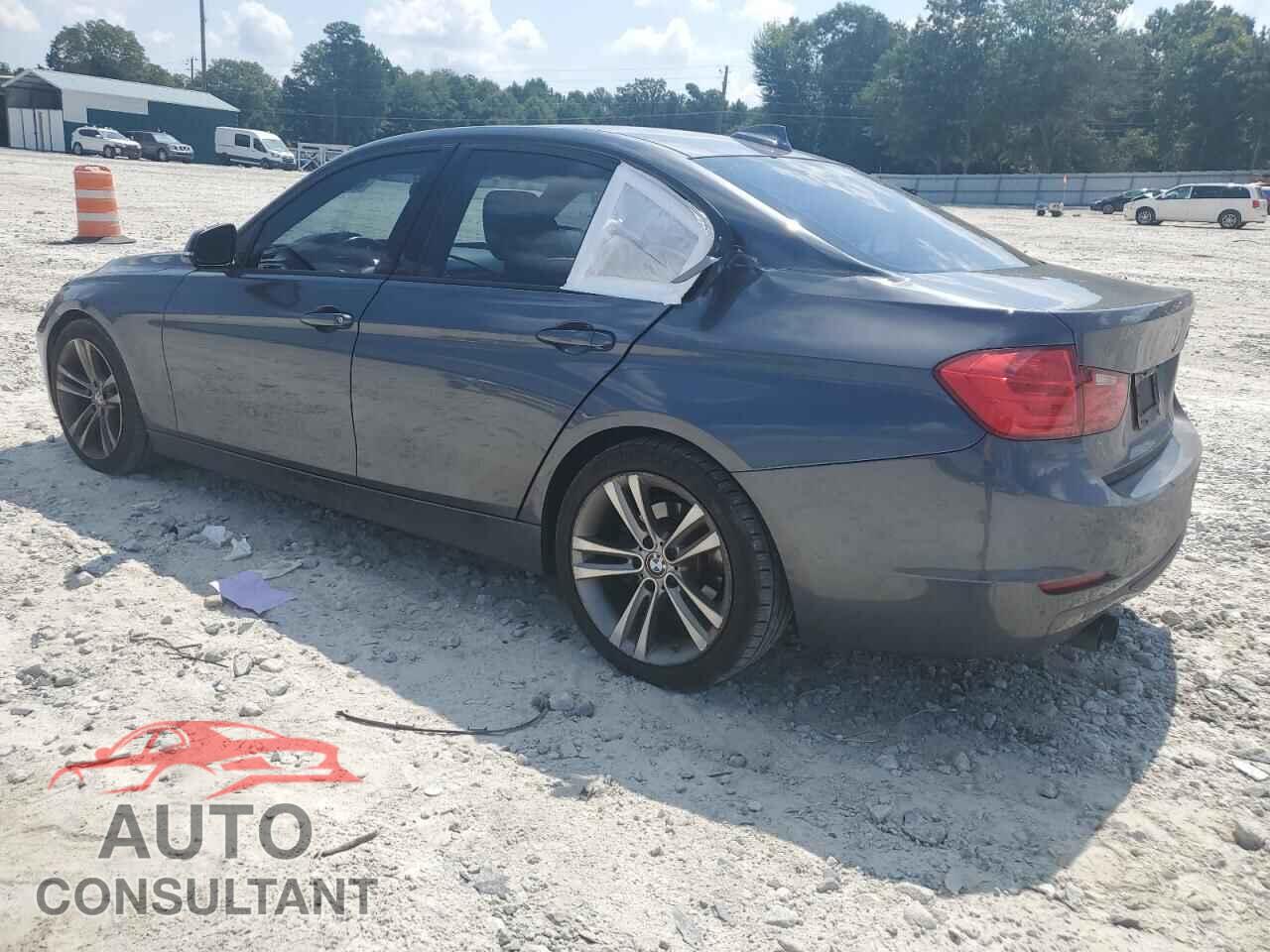 BMW 3 SERIES 2013 - WBA3A5C52DF356335