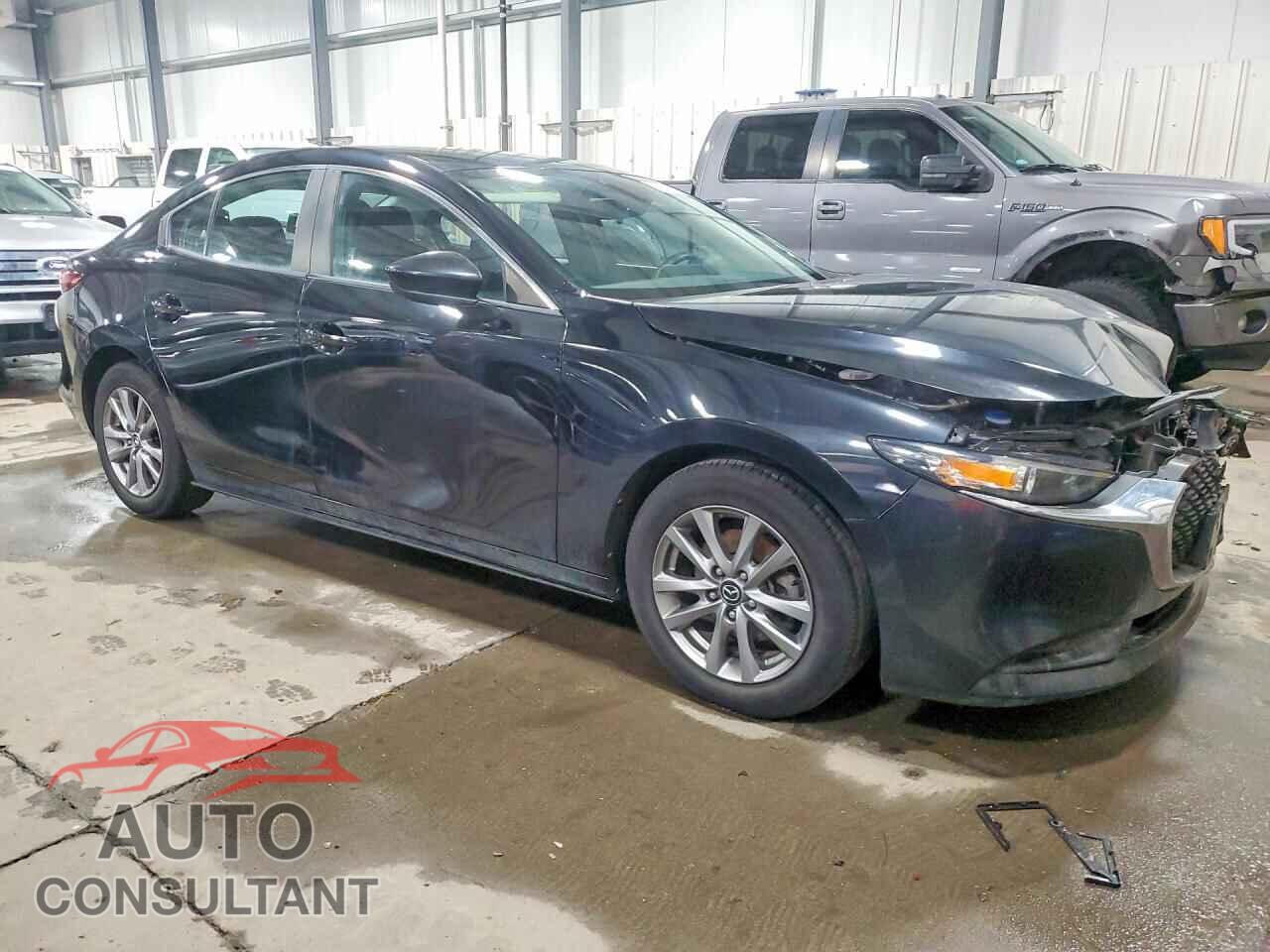 MAZDA 3 2019 - 3MZBPABL8KM114214