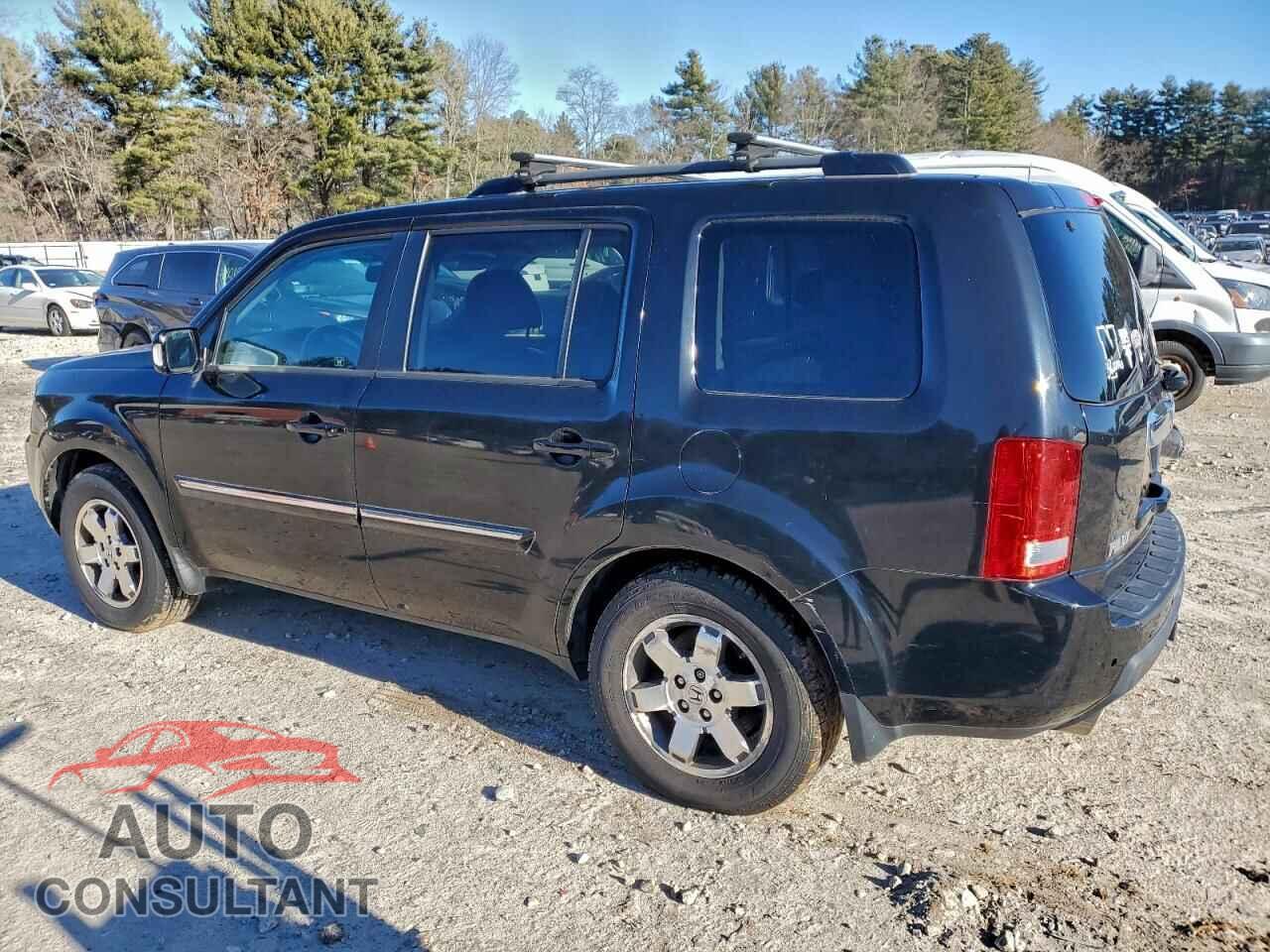 HONDA PILOT 2011 - 5FNYF4H93BB039276