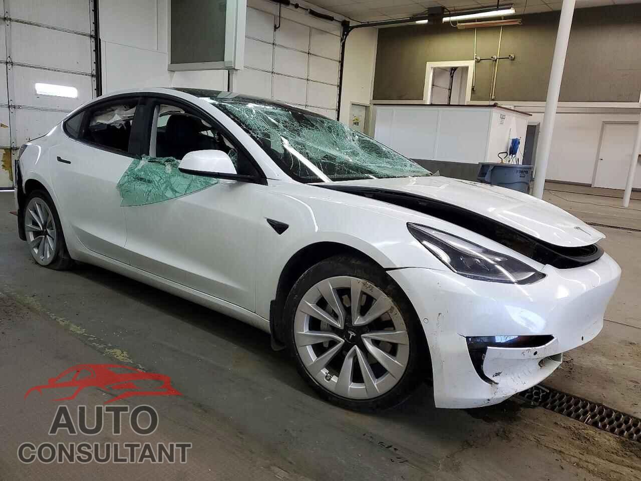 TESLA MODEL 3 2022 - 5YJ3E1EB4NF127731