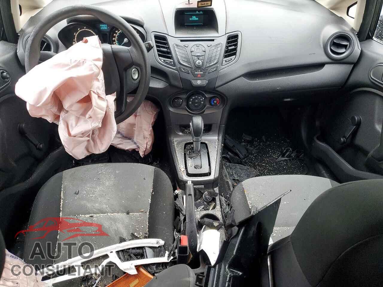 FORD FIESTA 2016 - 3FADP4AJ4GM142019