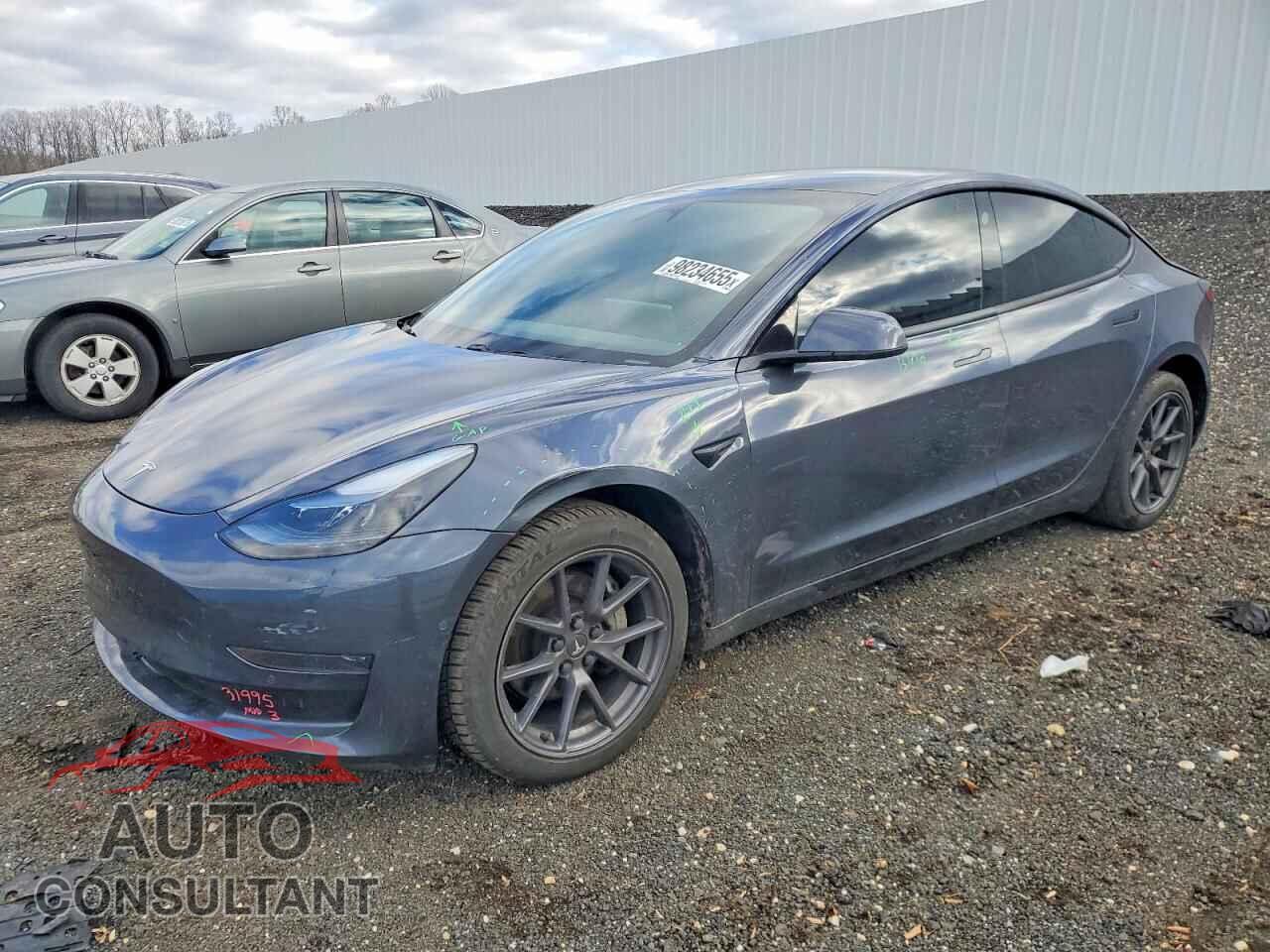 TESLA MODEL 3 2021 - 5YJ3E1EA6MF075413