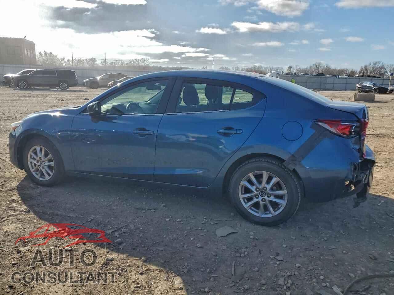 MAZDA 3 2018 - 3MZBN1U77JM262469