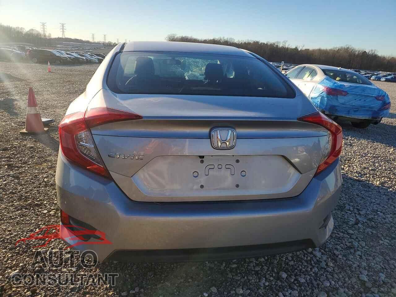 HONDA CIVIC 2018 - 2HGFC2F5XJH605612